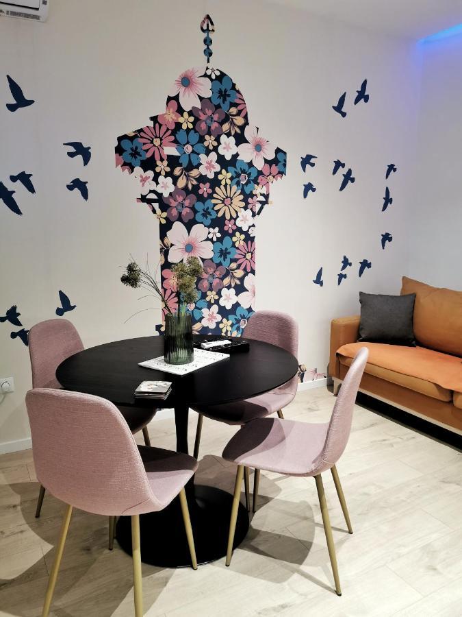 Blue And Rose Cozy - Quiet In The Best Location - Self Check-In - 5Th Floor With Elevator سراييفو المظهر الخارجي الصورة